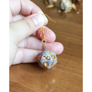 d20 lavender - earring