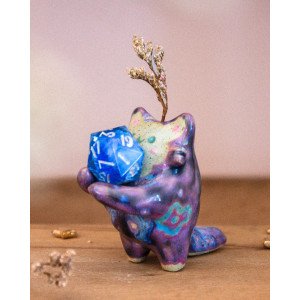 Galaxy Pink Soliflore Cat – Dice Holder