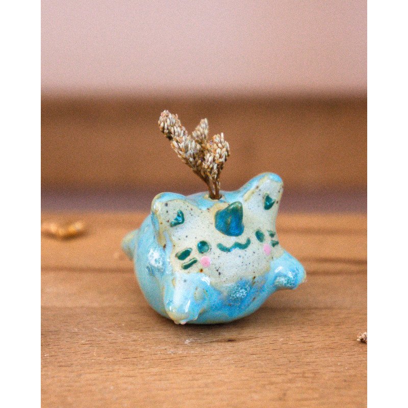 sky-blue unicorn cat – single-flower vase